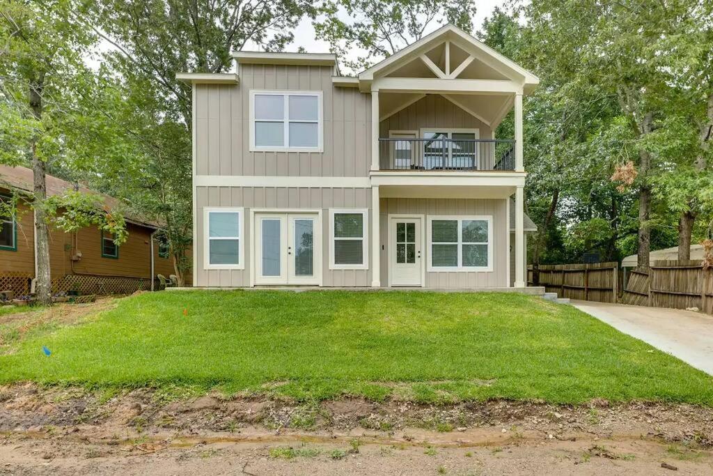 Vacation Home Lake Livingston! Onalaska Eksteriør billede